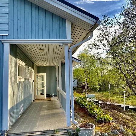 Ferienhaus Arktika Porealtaallinen Moekki Nuorgamissa Tenojoen Ja Tunturien Vieressae