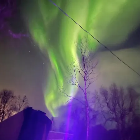 Arktika Porealtaallinen Moekki Nuorgamissa Tenojoen Ja Tunturien Vieressae Ferienhaus *